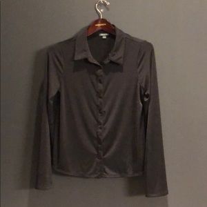 Stretchy Button Down Shirt Women’s Medium